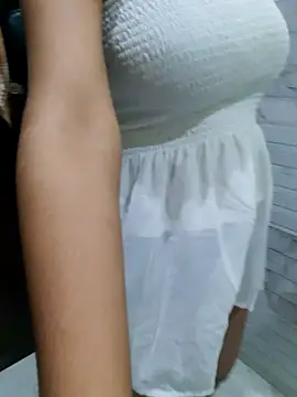 visakha68999 online show from October 26, 2025, 4:02 pm