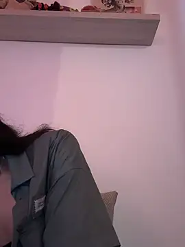 valeriahornier online show from February 24, 2026, 12:19 am