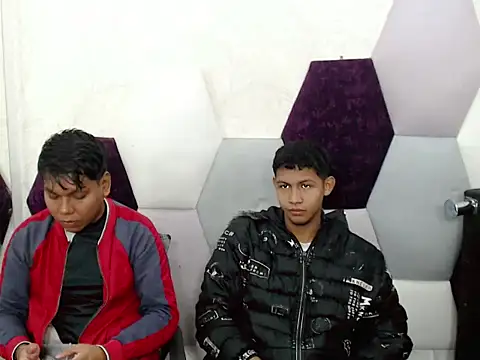 DaveHottx online show from November 7, 2025, 2:00 am