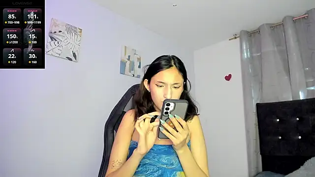 princess foxxy online show from February 18, 2026, 9:33 pm