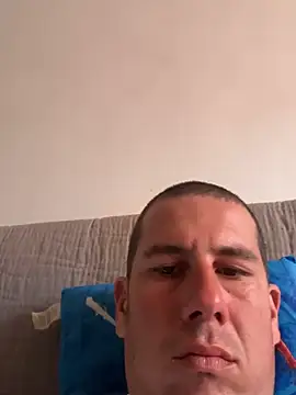 Szeximado31 online show from April 10, 2026, 12:32 pm