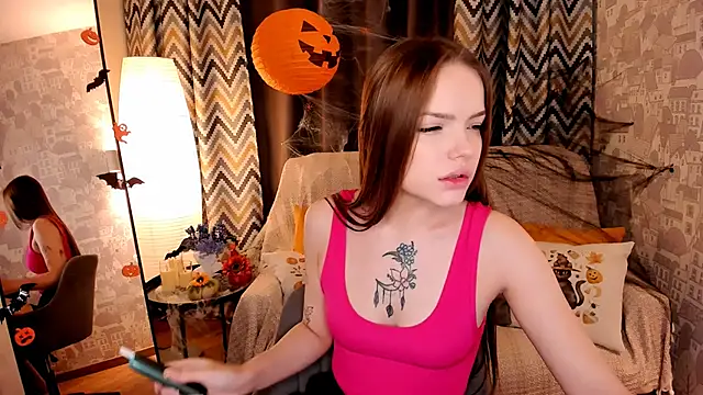 Snapshot of MelissaBell_ chatting on October 31, 2025, 1:50 am MelissaBell online show from October 31, 2025, 1:50 am