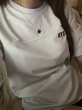 Bong-g online show from April 7, 2026, 5:24 pm