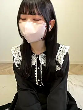 Snapshot of Reina_cute_00_ chatting on November 10, 2025, 3:05 am Reina cute 00 online show from November 10, 2025, 3:05 am