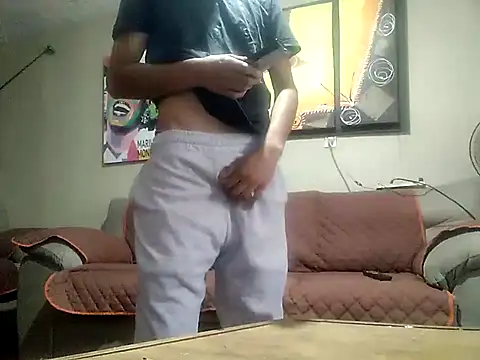 Snapshot of Pedropuente200 chatting on November 6, 2025, 8:43 pm Pedropuente200 online show from November 6, 2025, 8:43 pm