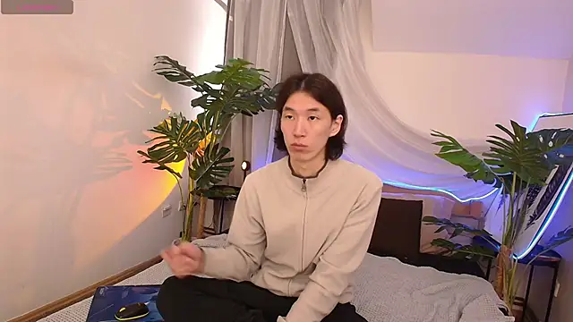 Jackson Lei online show from October 21, 2025, 8:37 am