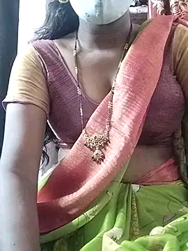 Snapshot of thanuja- chatting on November 3, 2025, 6:58 am thanuja- online show from November 3, 2025, 6:58 am