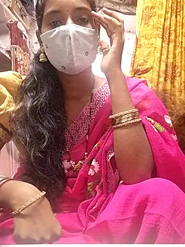 Snapshot of thanuja- chatting on November 5, 2025, 4:56 am thanuja- online show from November 5, 2025, 4:56 am