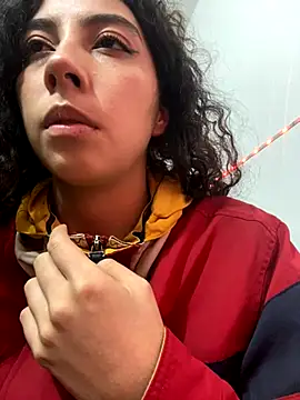 Snapshot of ShareeBax_ chatting on November 3, 2025, 11:59 pm ShareeBax online show from November 3, 2025, 11:59 pm