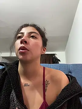 Snapshot of ShareeBax_ chatting on November 9, 2025, 3:49 am ShareeBax online show from November 9, 2025, 3:49 am