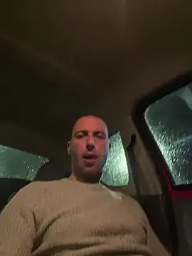 Snapshot of Rotteei1 chatting on February 3, 2026, 6:24 pm Rotteei1 online show from February 3, 2026, 6:24 pm