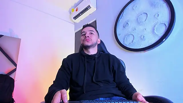 mike 257 online show from February 18, 2026, 11:50 am