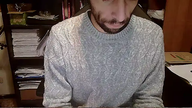 Snapshot of topg84 chatting on October 20, 2025, 6:36 am topg84 online show from October 20, 2025, 6:36 am