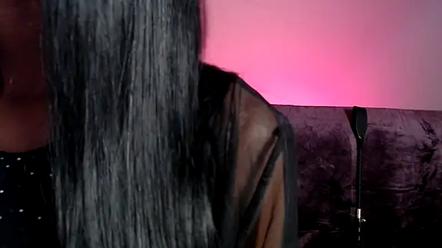 Snapshot of mistressdominanoire chatting on October 21, 2025, 2:40 pm mistressdominanoire online show from October 21, 2025, 2:40 pm