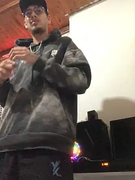 Snapshot of tian_doyt69 chatting on February 10, 2026, 4:38 am tian doyt69 online show from February 10, 2026, 4:38 am