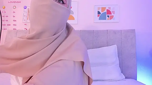 fatiima  online show from May 27, 2026, 7:22 pm