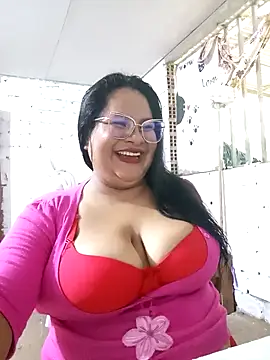 Snapshot of celeste122595 chatting on December 5, 2025, 8:49 pm celeste122595 online show from December 5, 2025, 8:49 pm