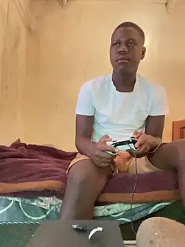 Snapshot of maloya267 chatting on October 24, 2025, 12:56 pm maloya267 online show from October 24, 2025, 12:56 pm