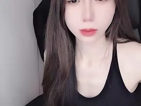 -Alicee- online show from November 18, 2025, 3:01 am