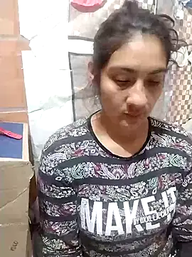 Snapshot of luzdelunas chatting on October 30, 2025, 11:38 pm luzdelunas online show from October 30, 2025, 11:38 pm