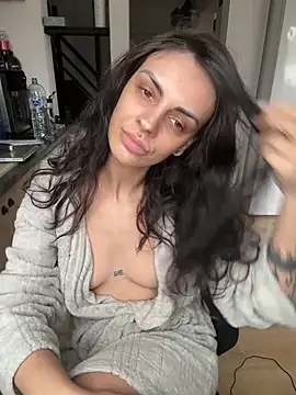 wwwdddccc1 online show from February 20, 2026, 2:06 pm