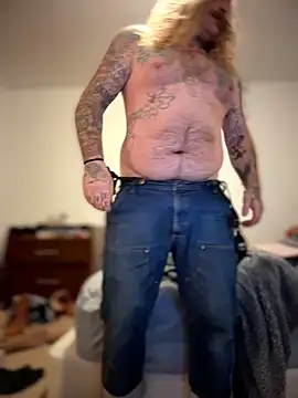 Snapshot of FitChief65 chatting on November 19, 2025, 8:03 am FitChief65 online show from November 19, 2025, 8:03 am