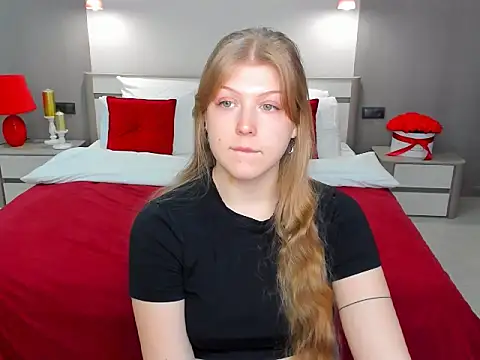 Stella Light online show from December 3, 2025, 10:57 am