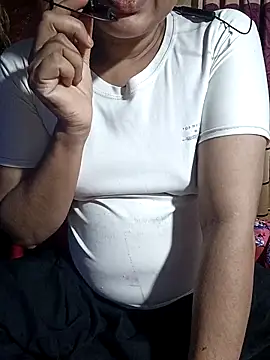 Snapshot of Raseda103 chatting on November 10, 2025, 5:45 pm Raseda103 online show from November 10, 2025, 5:45 pm