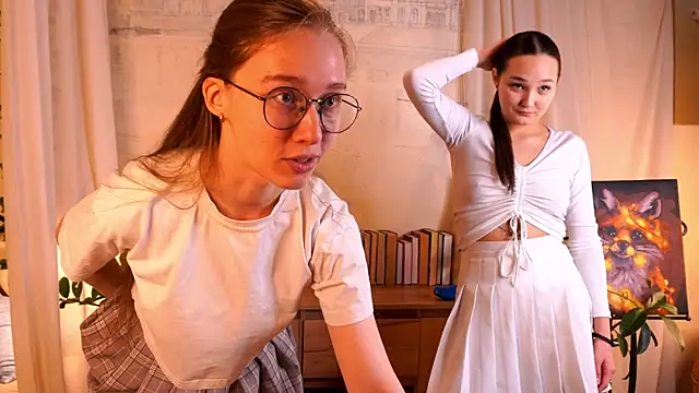 Snapshot of ArianaSweazy chatting on October 25, 2025, 2:02 pm ArianaSweazy online show from October 25, 2025, 2:02 pm