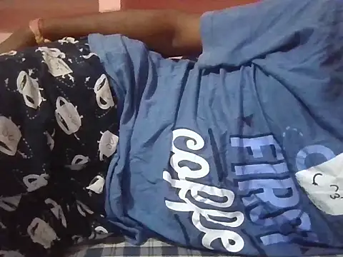 Snapshot of Indianteluguindian chatting on November 15, 2025, 6:26 pm Indianteluguindian online show from November 15, 2025, 6:26 pm