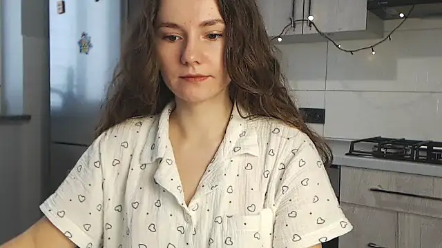 MilenaRossa online show from October 28, 2025, 7:34 am