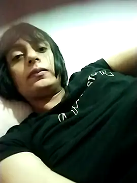 Snapshot of sophiasleepy1 chatting on October 19, 2025, 3:01 pm sophiasleepy1 online show from October 19, 2025, 3:01 pm