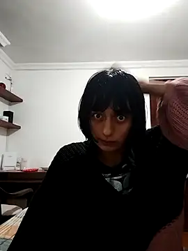 Snapshot of sophiasleepy1 chatting on October 24, 2025, 12:34 pm sophiasleepy1 online show from October 24, 2025, 12:34 pm