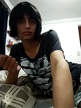 Snapshot of sophiasleepy1 chatting on November 2, 2025, 4:48 am sophiasleepy1 online show from November 2, 2025, 4:48 am