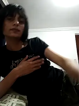 Snapshot of sophiasleepy1 chatting on November 8, 2025, 10:30 pm sophiasleepy1 online show from November 8, 2025, 10:30 pm