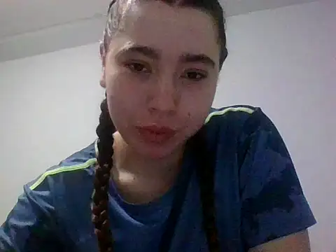 Snapshot of Anni_123456 chatting on October 28, 2025, 12:30 pm Anni 123456 online show from October 28, 2025, 12:30 pm