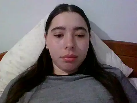 Snapshot of Anni_123456 chatting on November 2, 2025, 1:46 pm Anni 123456 online show from November 2, 2025, 1:46 pm