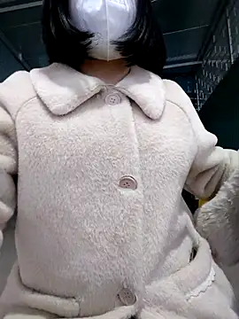 Mina-02 online show from January 15, 2026, 11:52 pm