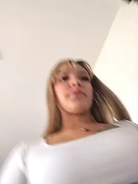 celeste 83 online show from November 22, 2025, 5:34 pm