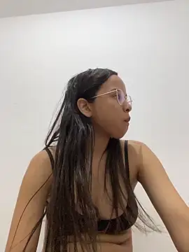 Snapshot of Bab_Angel chatting on November 9, 2025, 11:36 pm Bab Angel online show from November 9, 2025, 11:36 pm