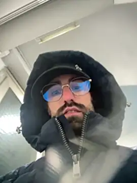 Paapii1098 online show from February 20, 2026, 9:37 pm