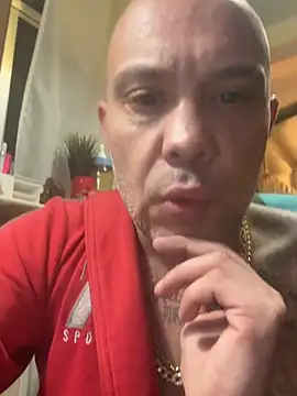 Snapshot of gitanoMad chatting on February 1, 2026, 6:50 pm gitanoMad online show from February 1, 2026, 6:50 pm