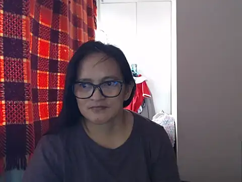 Snapshot of Kinkybela2025 chatting on July 18, 2026, 6:39 am Kinkybela2025 online show from July 18, 2026, 6:39 am