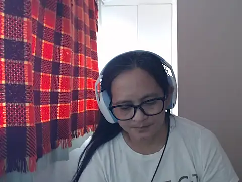 Snapshot of Kinkybela2025 chatting on July 19, 2026, 1:53 am Kinkybela2025 online show from July 19, 2026, 1:53 am