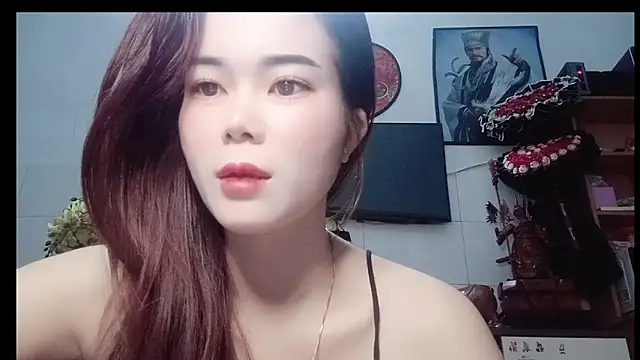 Family-Lovee online show from March 10, 2026, 7:52 pm