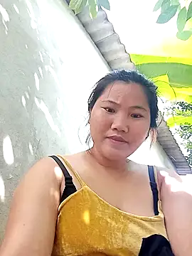 Snapshot of emlylin chatting on November 7, 2025, 5:18 am emlylin online show from November 7, 2025, 5:18 am