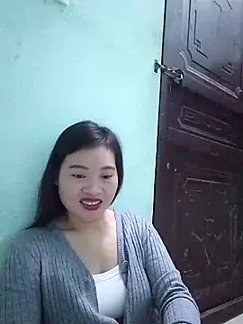 Snapshot of _LAN_ chatting on November 1, 2025, 11:45 am LAN online show from November 1, 2025, 11:45 am