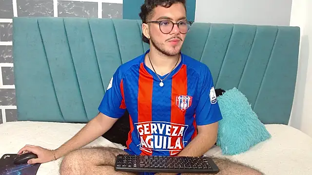 Zac Golden online show from December 5, 2025, 12:30 am