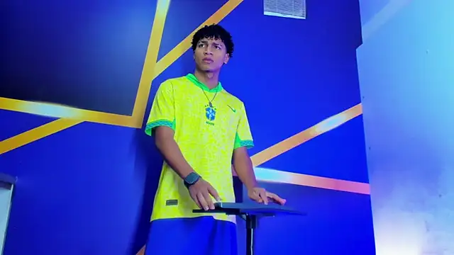 Snapshot of Iaan_Dalton_ chatting on November 10, 2025, 11:53 am Iaan Dalton online show from November 10, 2025, 11:53 am