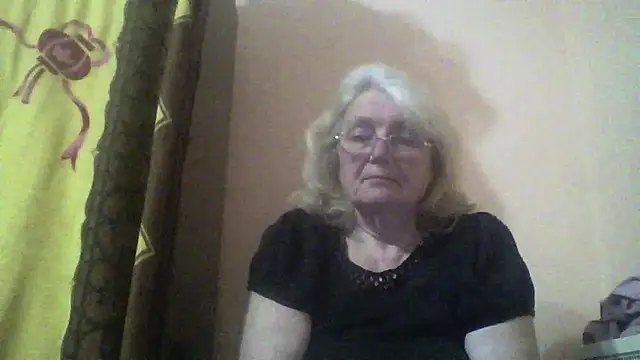 Snapshot of AmyLove353 chatting on March 15, 2026, 9:32 pm AmyLove353 online show from March 15, 2026, 9:32 pm